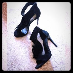 Authentic Chinese Laundry Fringe Heels